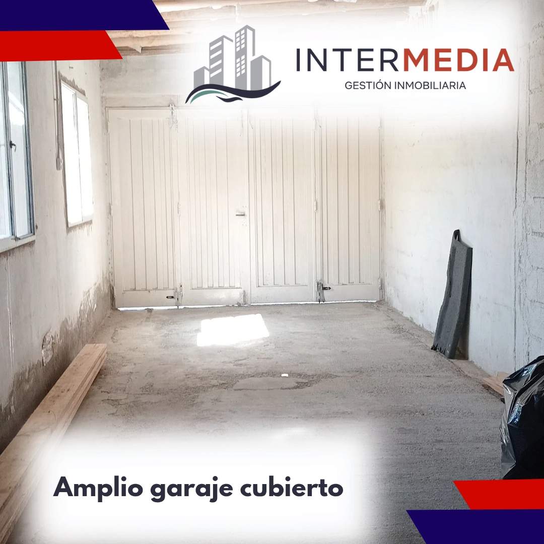 CASA EN VENTA - RAWSON