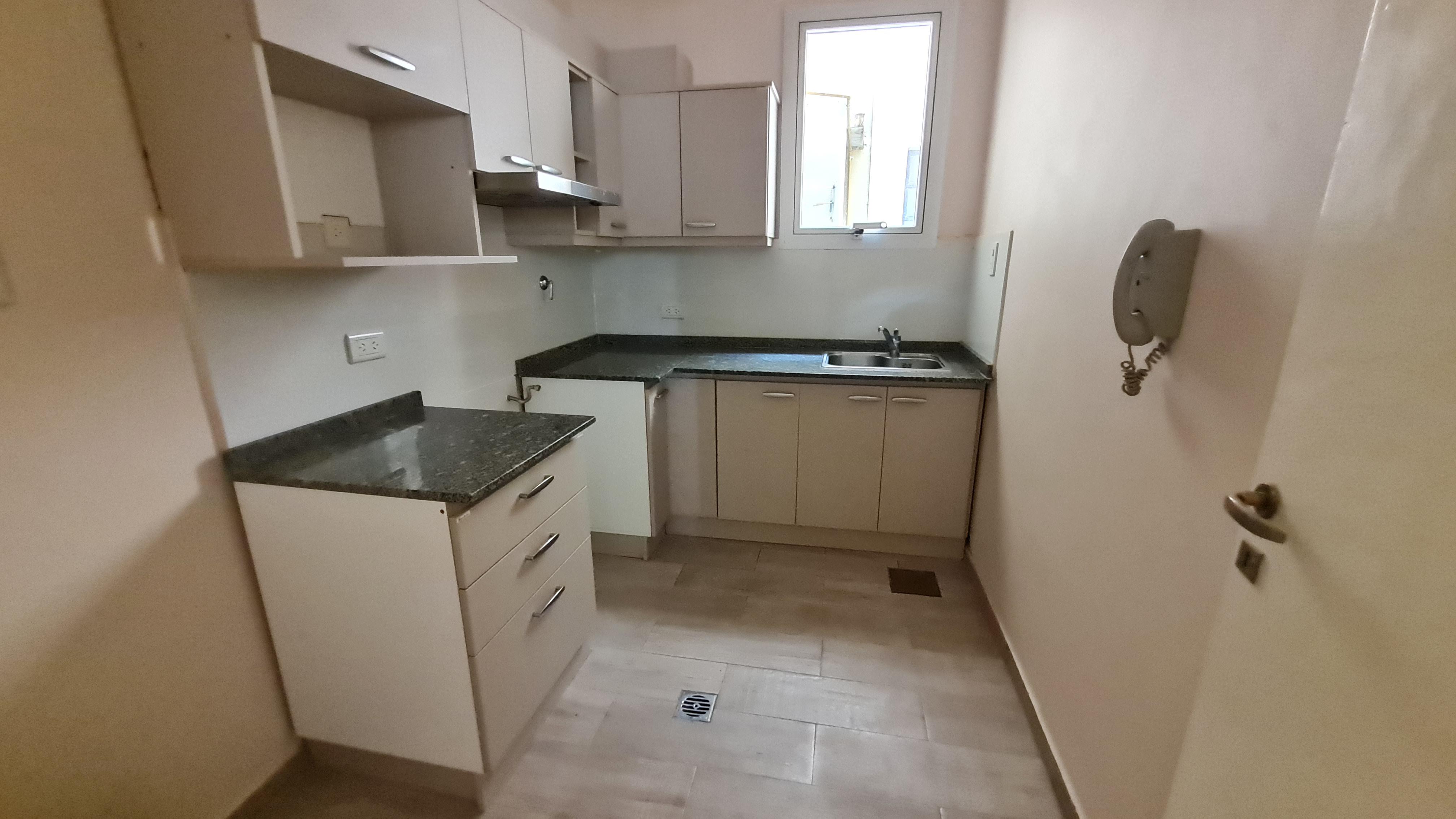 DEPTO EN ALQUILER CENTRO