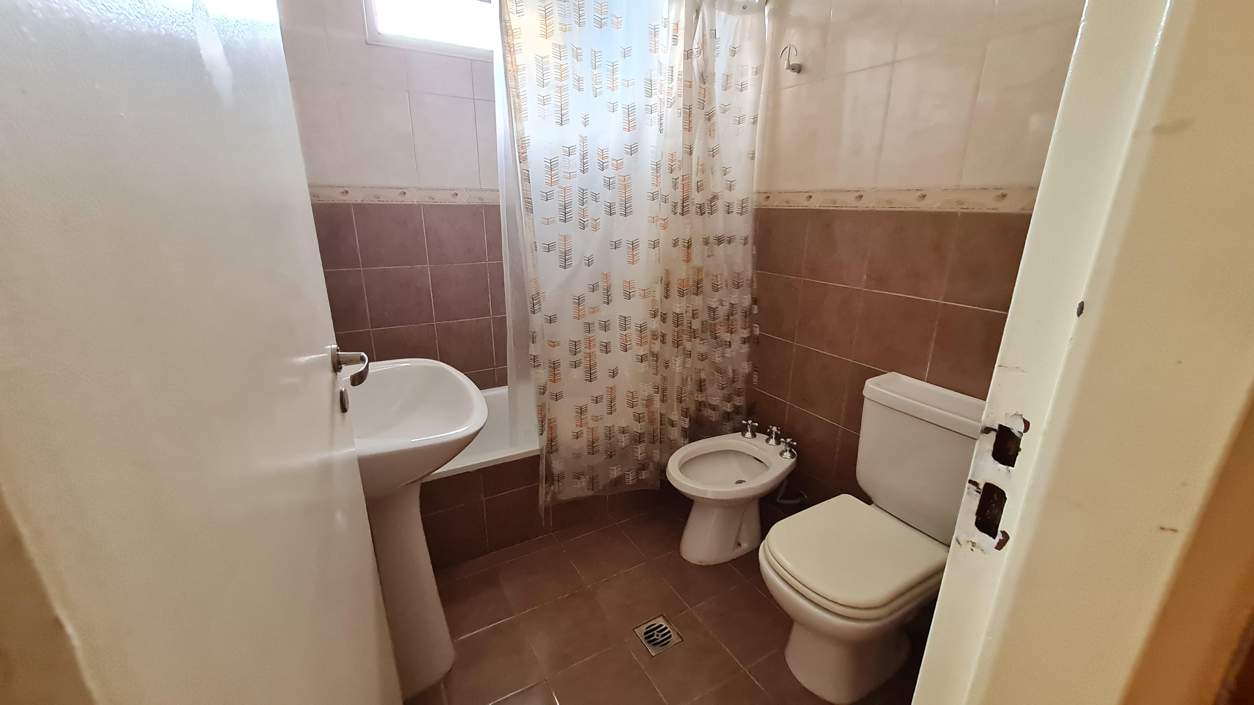 DEPTO EN ALQUILER CENTRO