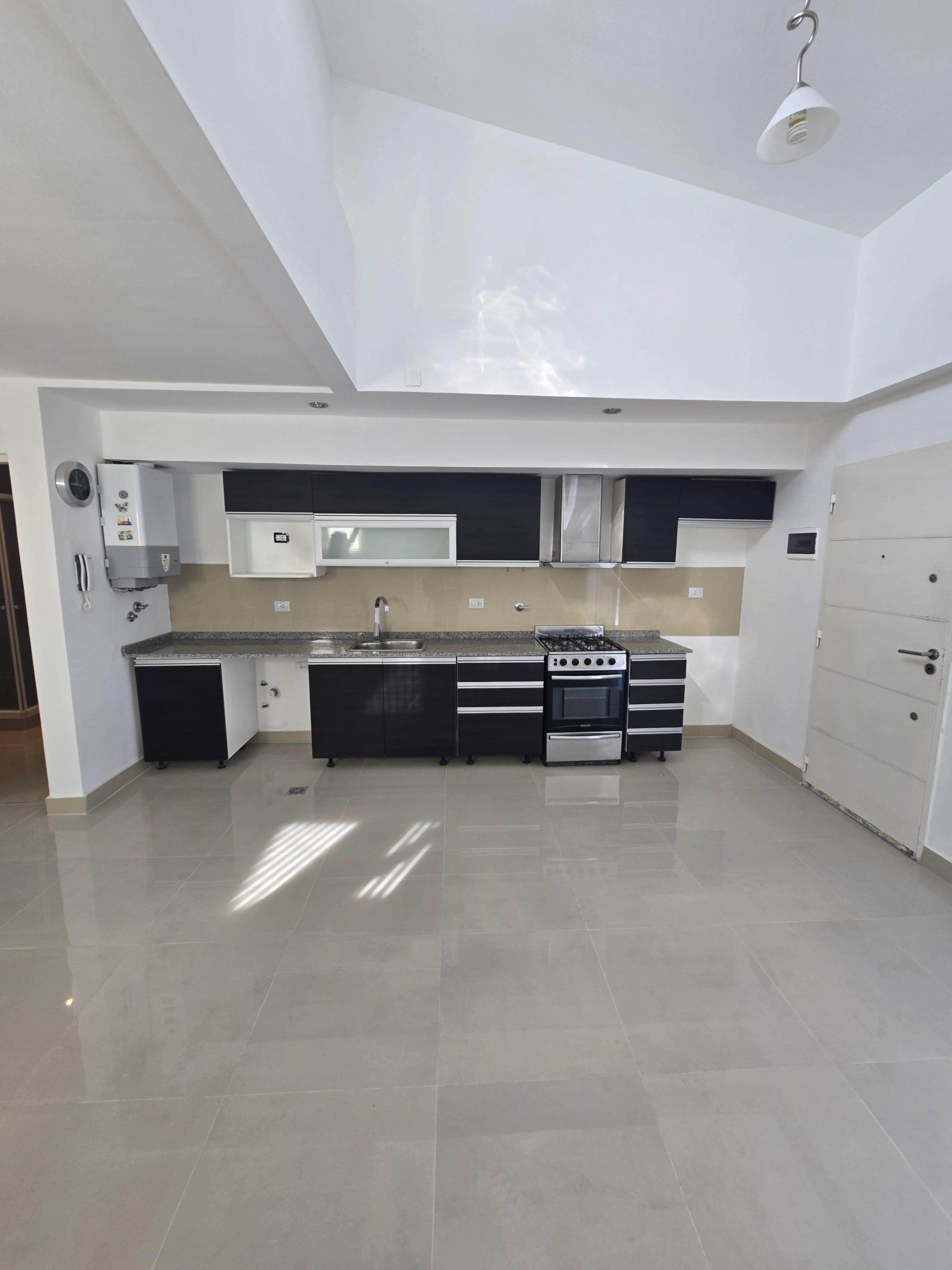 DEPTO EN ALQUILER RADA TILLY